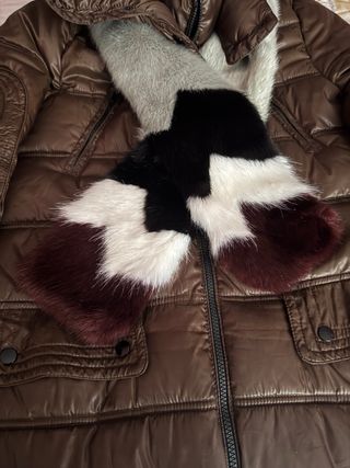 Abrigo largo Bershka marrón talla L