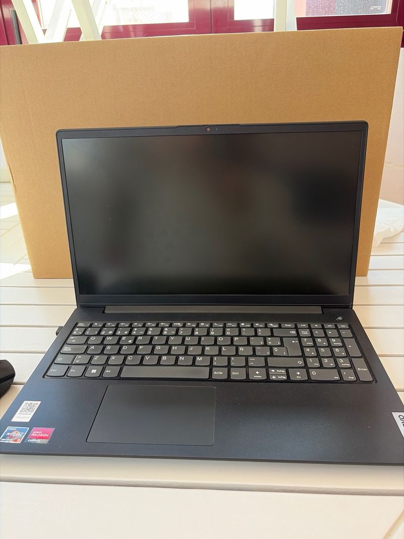 Portátil Lenovo V15 G2 Negro afbeelding 2