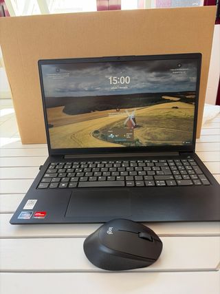 Portátil Lenovo V15 G2 Negro