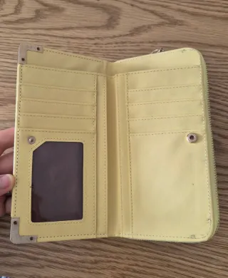 Monedero MK Amarillo y Dorado