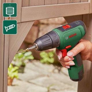 - Bosch taladro/atornillador a batería EasyDrill