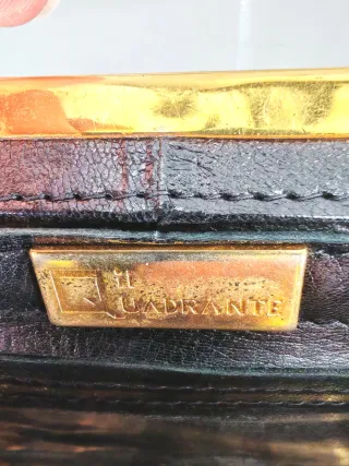 Pochette vintage anni 80 nera con dettagli oro