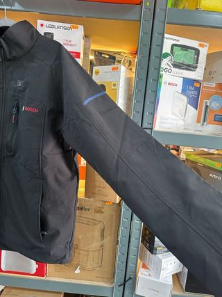 Chaqueta Bosch con batería 12V