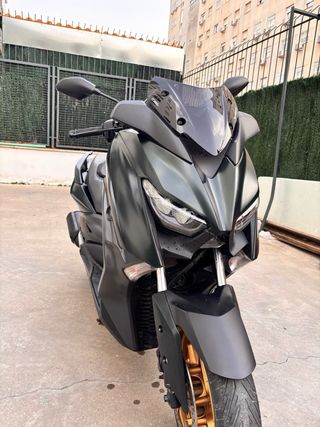 Yamaha XMAX 12.000 km125 gris/dorado