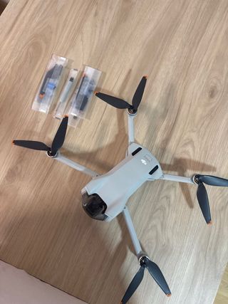 Dron DJI Mini 3 Fly More Combo + 3 Baterías
