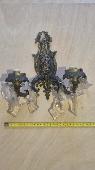 Aplique antiguo de bronce con cristales