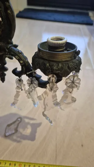 Aplique antiguo de bronce con cristales