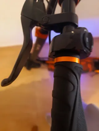 Patín Eléctrico B-MOV