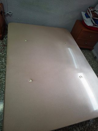 Somier con colchón de regalo
