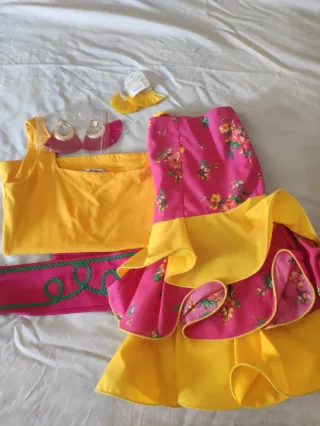 Conjunto Flamenca, gitana,3 Piezas Top Falda Fajín