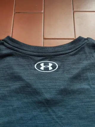 Under Armour Tech V-Neck HeatGear | T-Shirt L