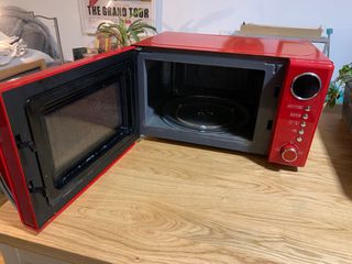 Microondas vintage rojo