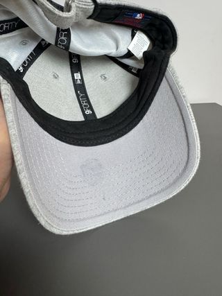 Gorra New Era Gris Talla S/M Unisex