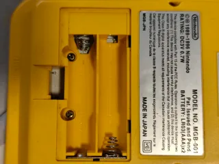 Game Boy Pocket Amarilla Nintendo Made in Japan