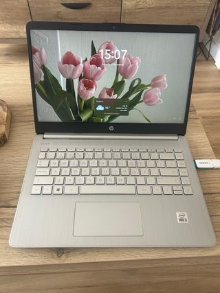 Portátil HP 14s Intel i5 Plata
