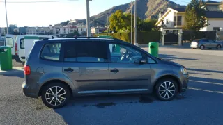 Volkswagen Touran 2011