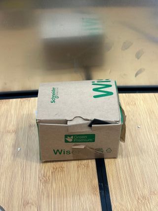 Schneider Electric Wiser Smart Home Hub Control