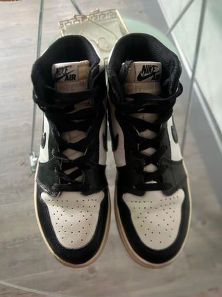 Jordan 1 High Negras y Blancas
