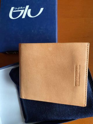 Portafoglio Byblos nuovo con custodia + omaggio