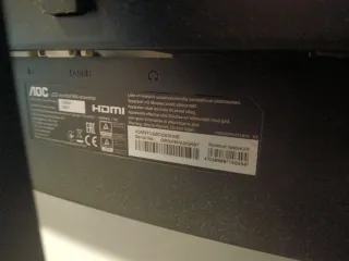 Pantalla Gaming AOC Curva Negra y Roja