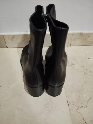 Botines Massimo Dutti Negros