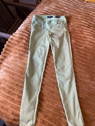 Lote Pantalones Zara y Guess