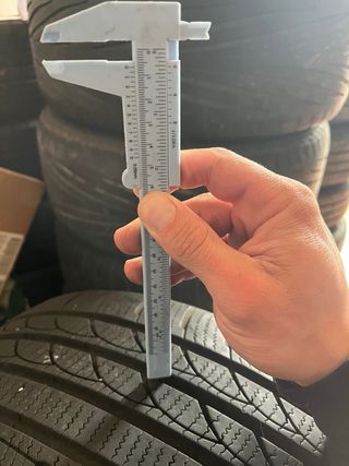 Neumático Minerva 295/40R17 84V XL 0