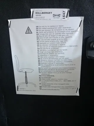 Silla de oficina negra