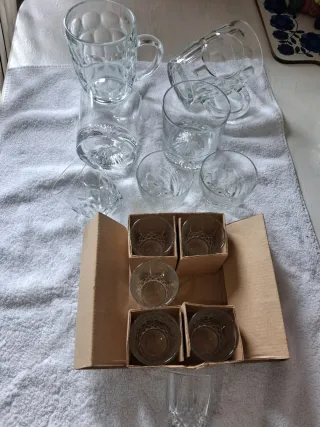 Vasos de whisky con diseño de montaña