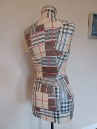 Busto Maniquí Vintage Tartán - Diseño Exclusivo