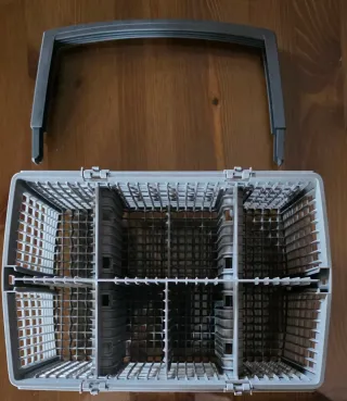 Cestillo cubiertos Bosch sin usar