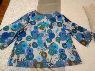 Camisa estampada mujer entretiempo