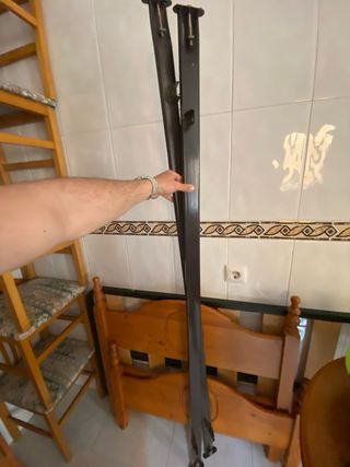 Cabecero y estructura de madera