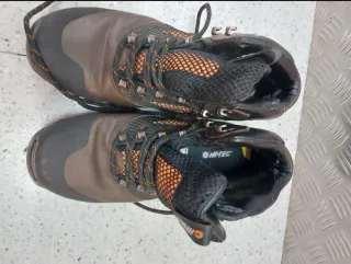 Botas de montaña Vibram