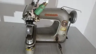 Máquina de coser Strobel