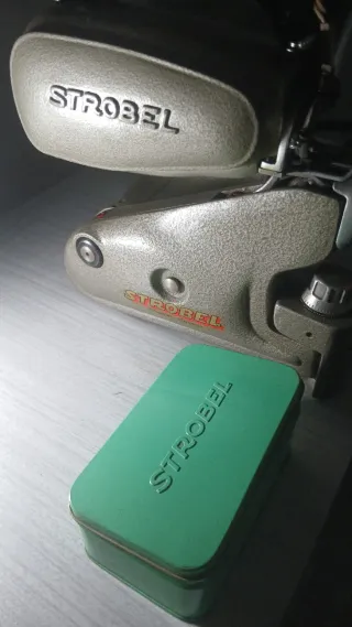 Máquina de coser Strobel