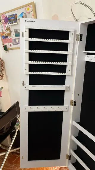 Espejo joyero de pie blanco