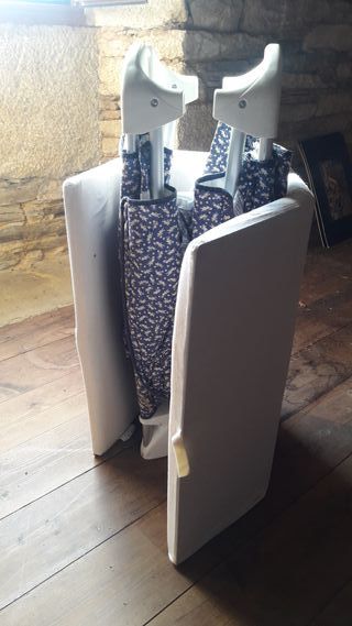 Cuna de viaje portátil