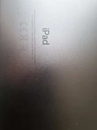 iPad 6ta Gen Plata Casi Nuevo