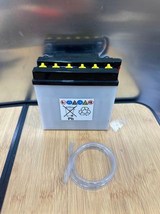 Yuasa YB7-A Yumicron Batería de 12V