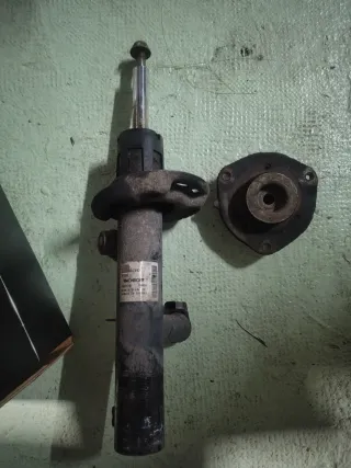 Pareja suspensión Monroe VW  electrónica Passat CC