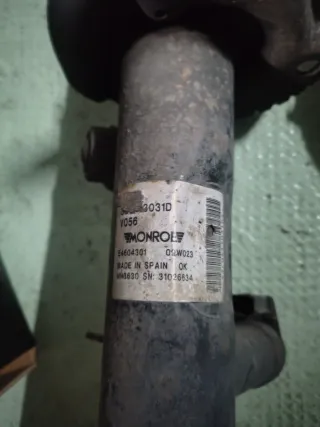 Pareja suspensión Monroe VW  electrónica Passat CC