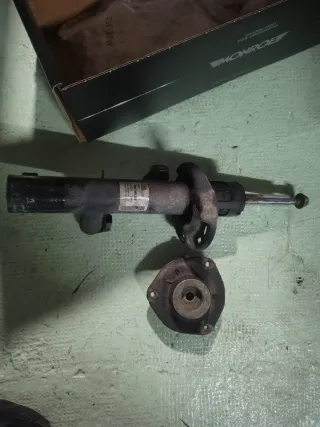 Pareja suspensión Monroe VW  electrónica Passat CC