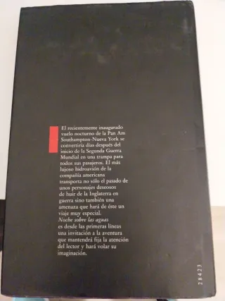 Libro Ken folleto noche sobre las aguas