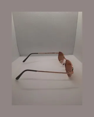 Occhiali da sole vintage Y2K marroni