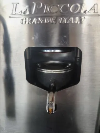 Cafetera La Piccola Grande Italy