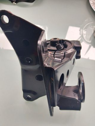 Soporte Motor Nissan X-Trail T30 2.2 112208H300