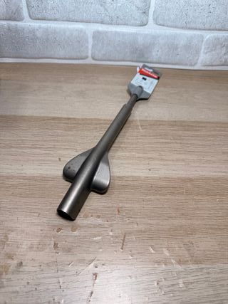 Makita- Escoplo con aletas