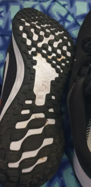 Bambas Nike Negras y Blancas