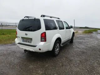 Nissan Pathfinder 2011